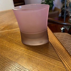 6 1/2 inch beautiful Vase